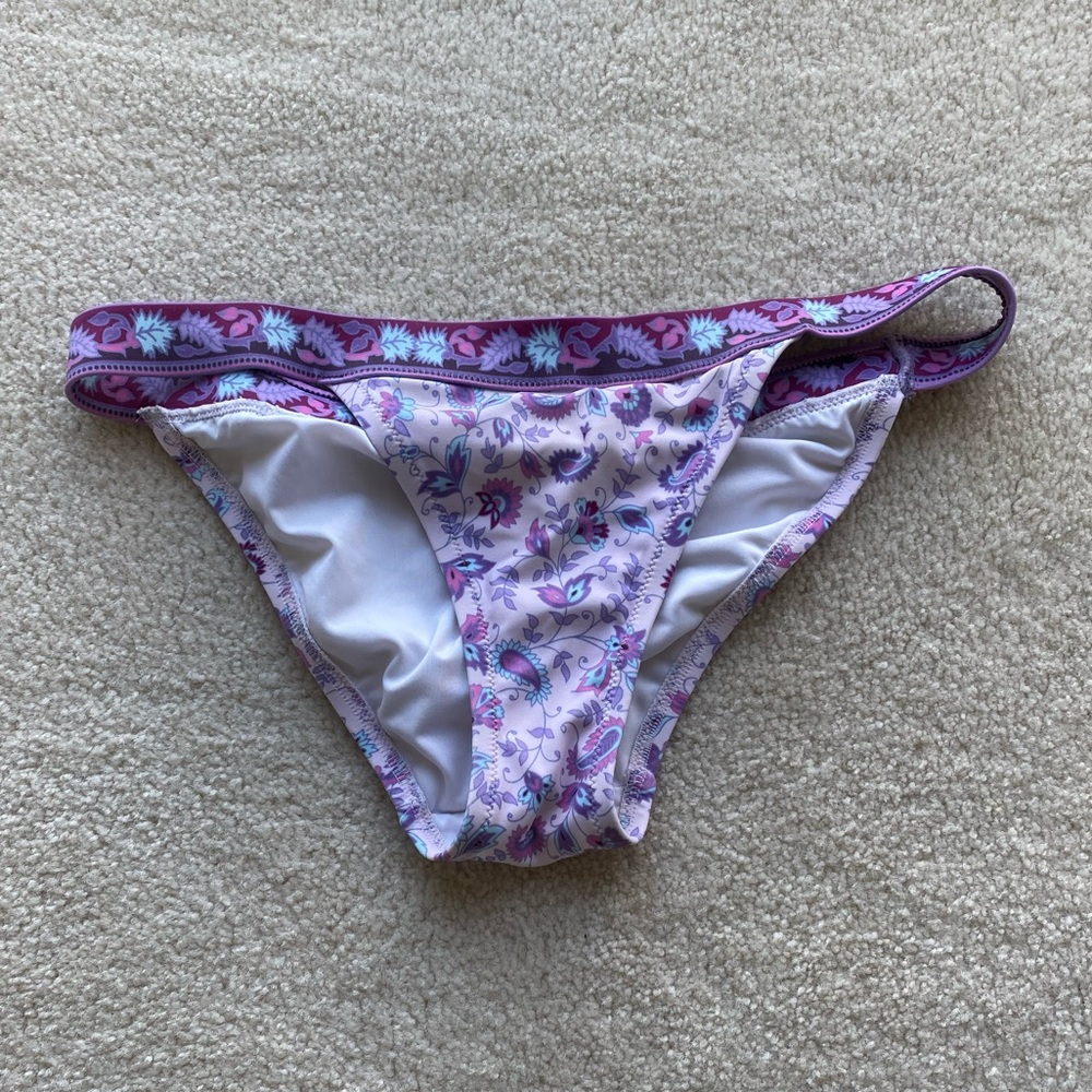 Purple VS Swim Bottoms Sz Small